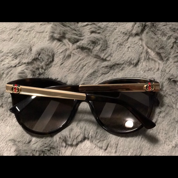 Sunglasses GUCCI authentic - Picture 4 of 6